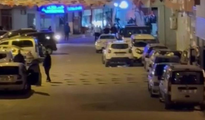 İzmir'de polislere silahlı saldırı: 2'si ağır 3 polis yaralı