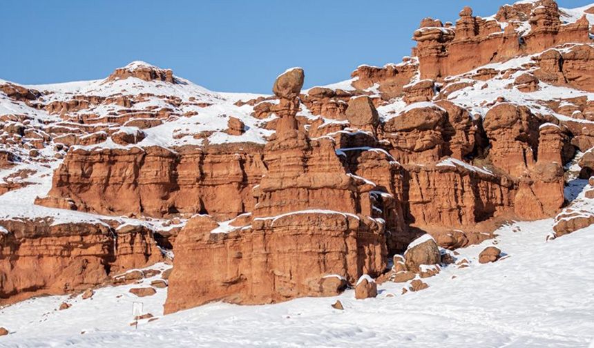 Erzurum’da kırmızı ve beyazın büyüleyici buluşması!