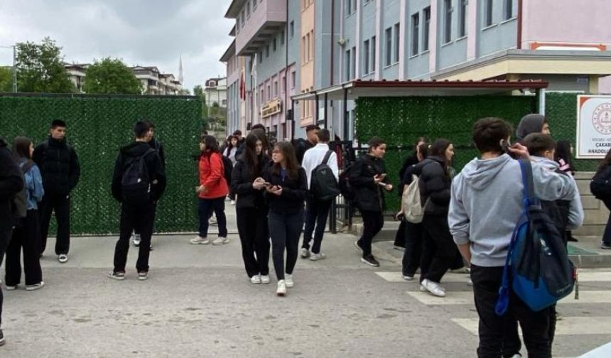 Şüpheli olay! Lise öğrencisi 4. katta düştü