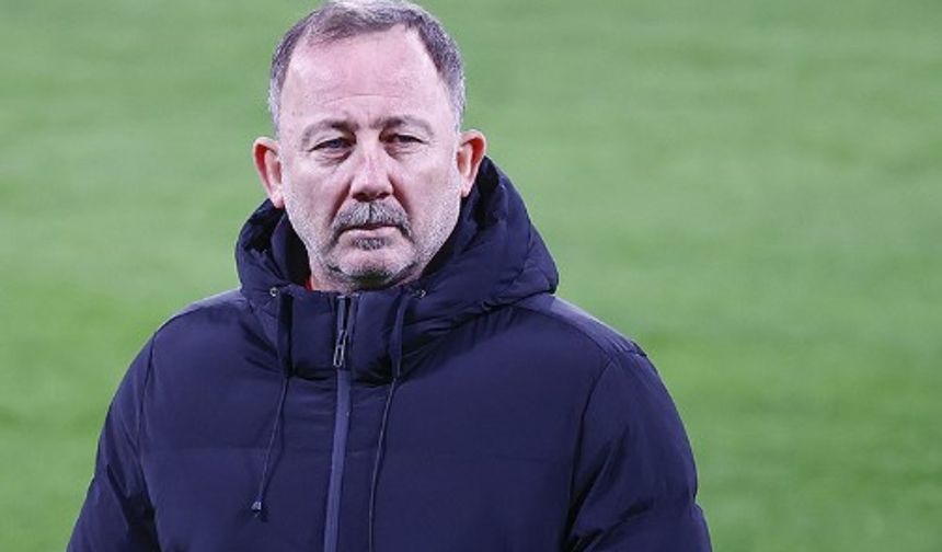 Sergen Yalçın Galatasaray’a yakışmayan futbolcuyu açıkladı! 'Neden alıyorsun ki'