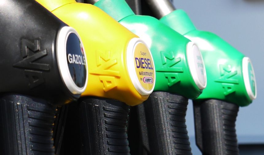 Araç sahipleri dikkat! Benzine zam geliyor: Tarih belli oldu