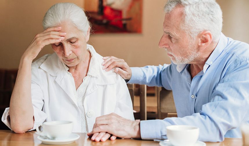 İşitme kaybı Alzheimer riskini artırıyor