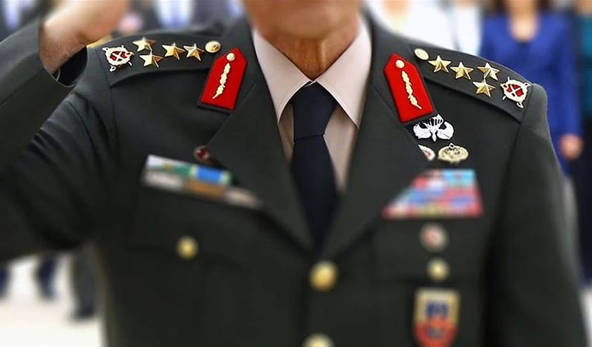 TSK’da tarihi değişiklik: Generaller artık 72 yaşına kadar görevde kalabilecek!