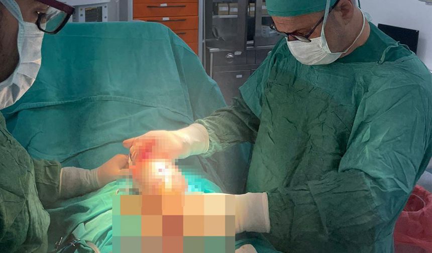Böylesi ender görülür: Testisinde 20 santimlik tümör çıktı