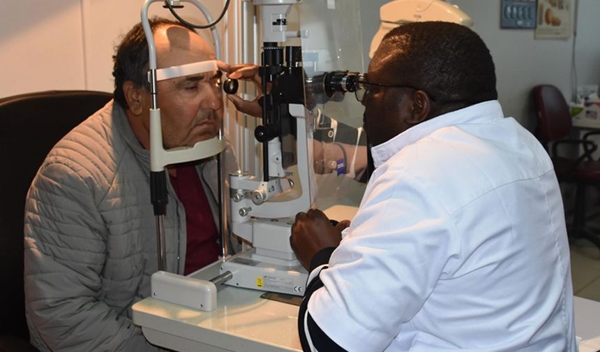 Kongolu doktor Türkiye'de kendisini geliştirip ülkesine hizmet etmek istiyor