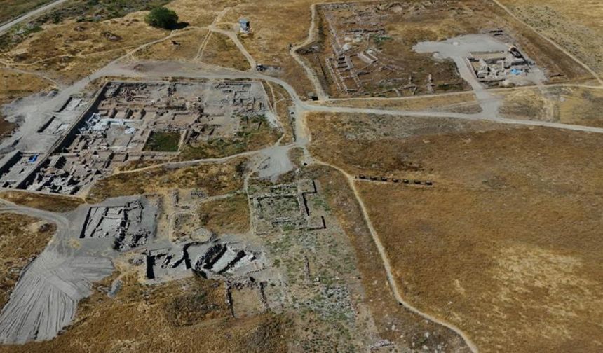 Kültepe'de sarayın altında saray bulundu