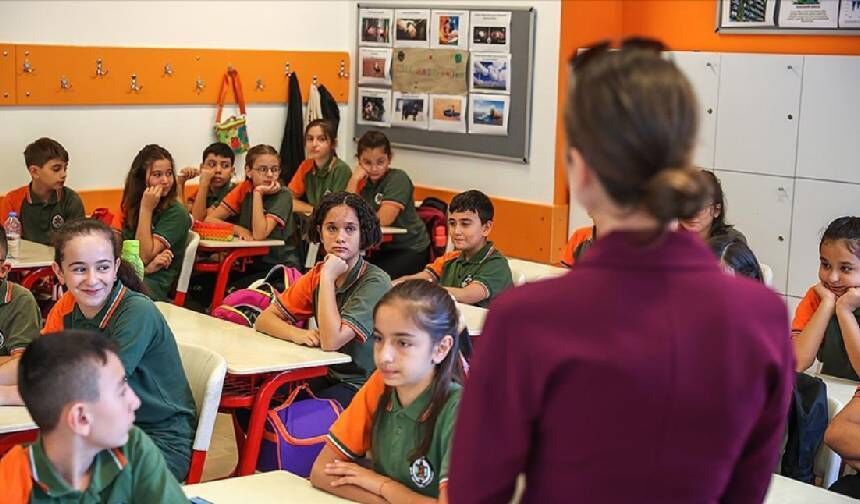 Çarpıcı araştırma: Yoksullukla mücadele eğitime yatırımdır! Yılda bin dolar bile fark yaratıyor