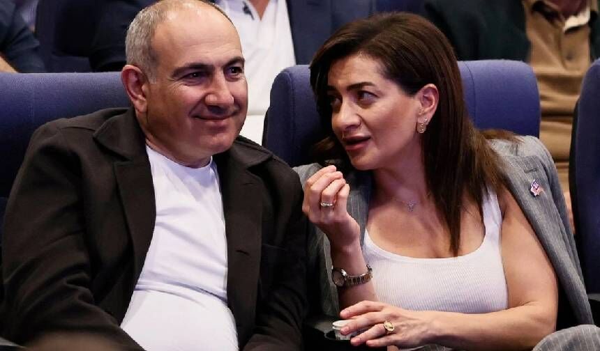 First Lady, Ermenistan Başbakanı Paşinyan'ı terk etti: Sosyal medyadan açıkladı