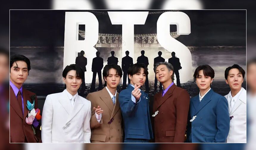 K-pop'un en büyük ismi BTS sahneye geri dönüyor!
