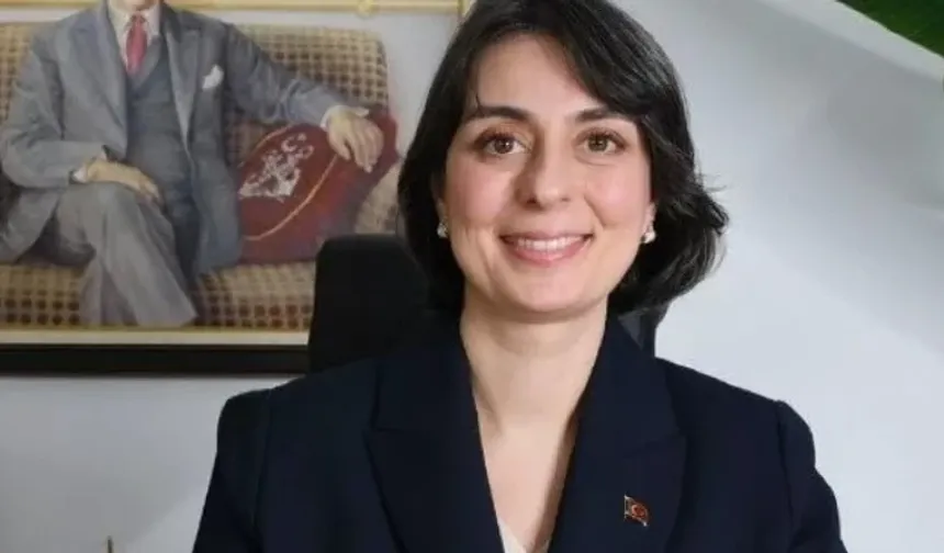 Sinem Dedetaş hasta mı, sağlık durumu nasıl? Sinem Dedetaş neden yürüteçle yürüyor?