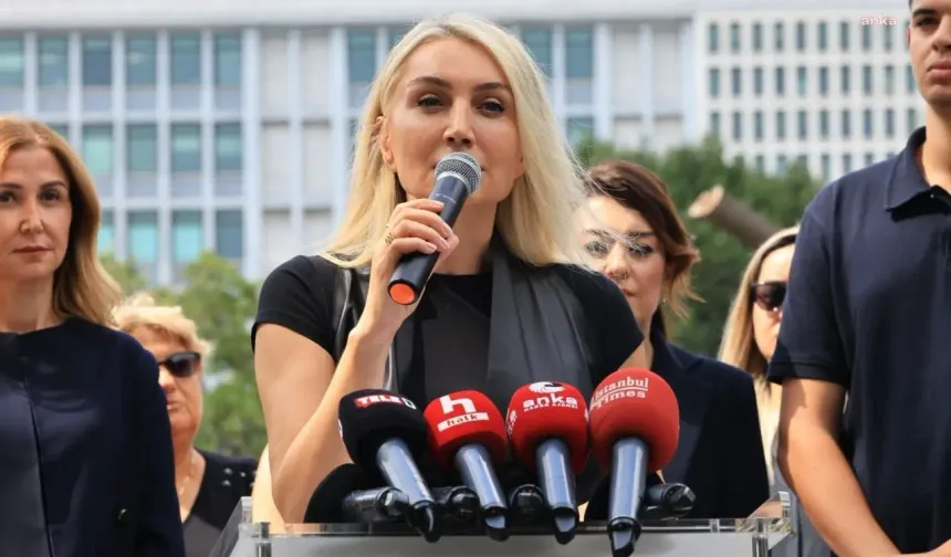 Tahliye kararlarının ardından Dilek İmamoğlu'ndan açıklama: 'Bir adım bile geri atmayacağız'