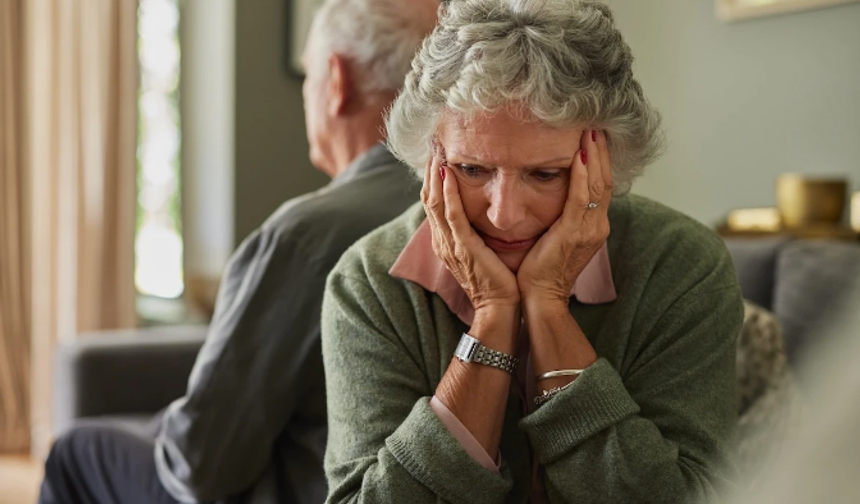 Yalnızlık beyni tehdit ediyor: Alzheimer riski artıyor