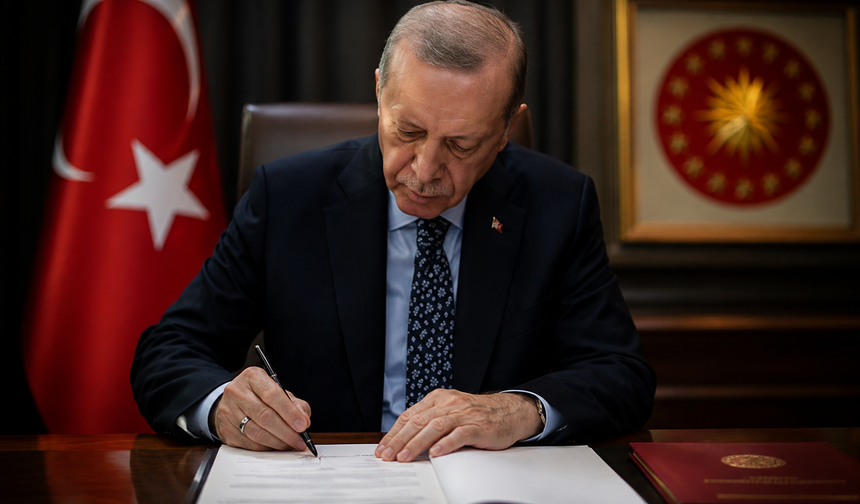 Erdoğan’ın imzasıyla gece yarısı kararları! BTK ve DHMİ’de görev değişimi