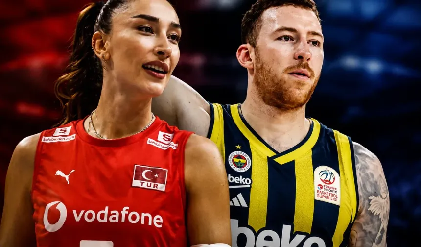 Tribünde öpücüklere doyamıyorlardı! Hande Baladın ile Onuralp Bitim cephesinde savaş çıktı!