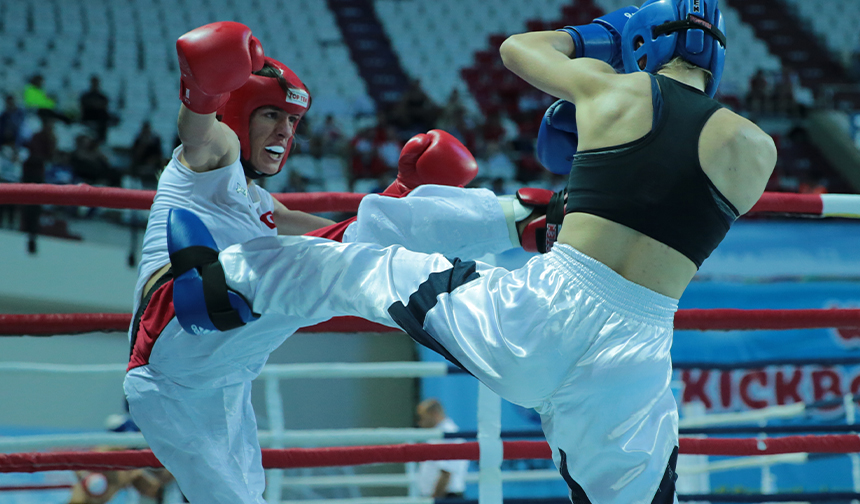 WAKO Avrupa Kick Boks Şampiyonası devam ediyor