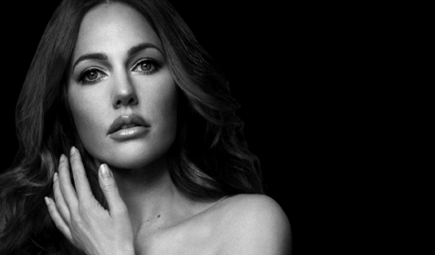 MERYEM UZERLİ