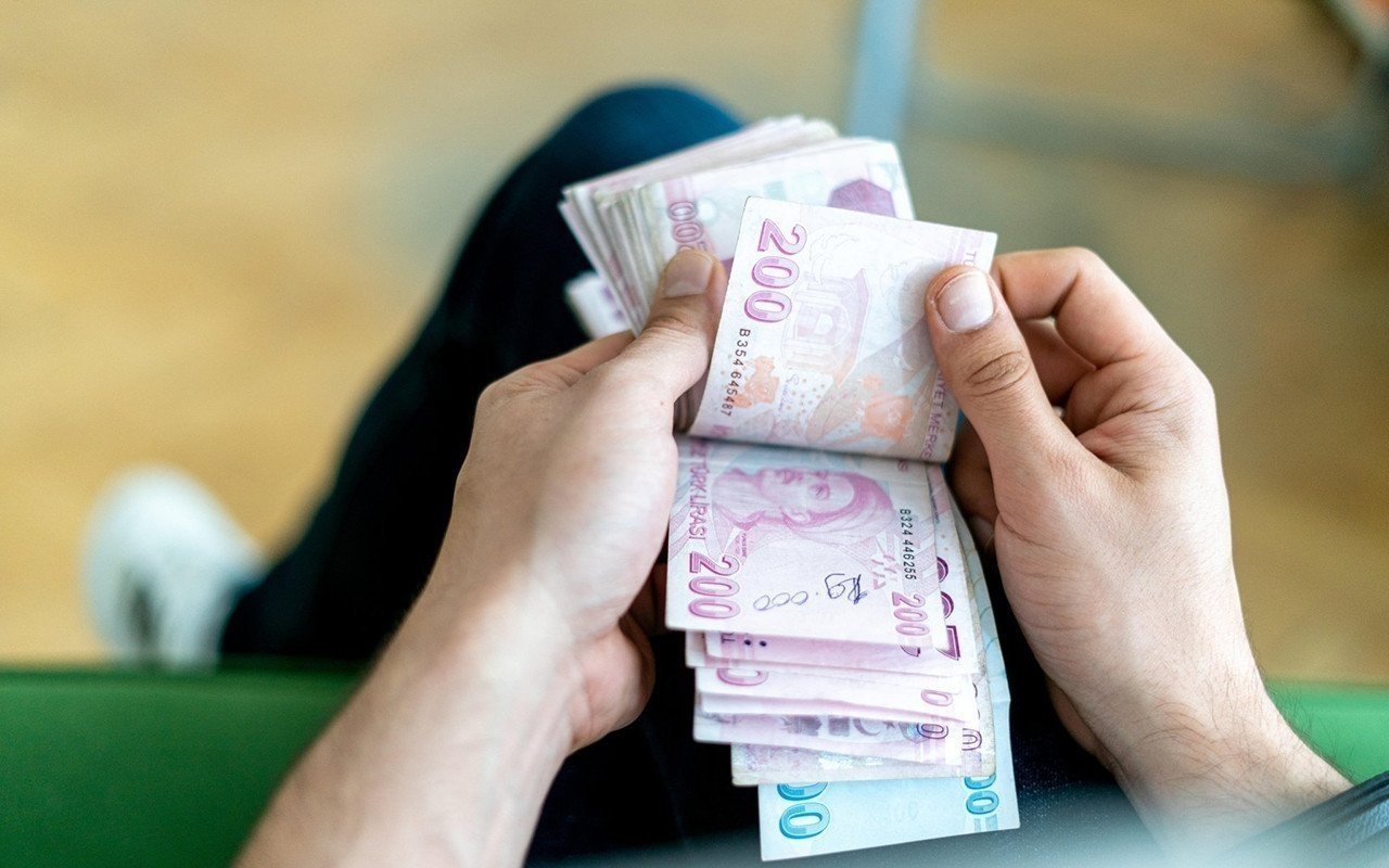 Emekli Bayram İkramiyesi ve Maaşları Erken Ödenecek! SGK, Bağ-Kur ve Memur Emeklileri Sevindi
