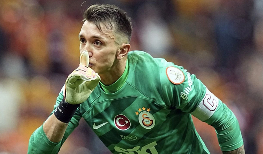 Muslera-7