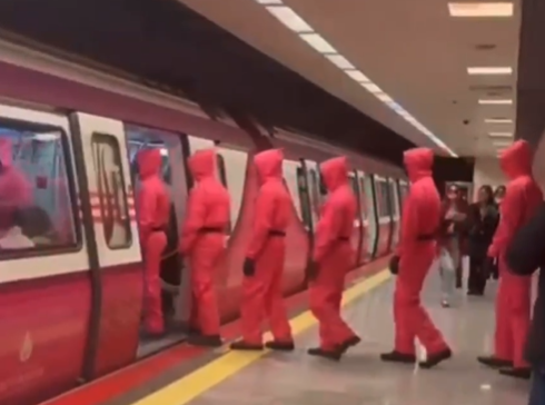 squıdgame-ıstanbul-metro