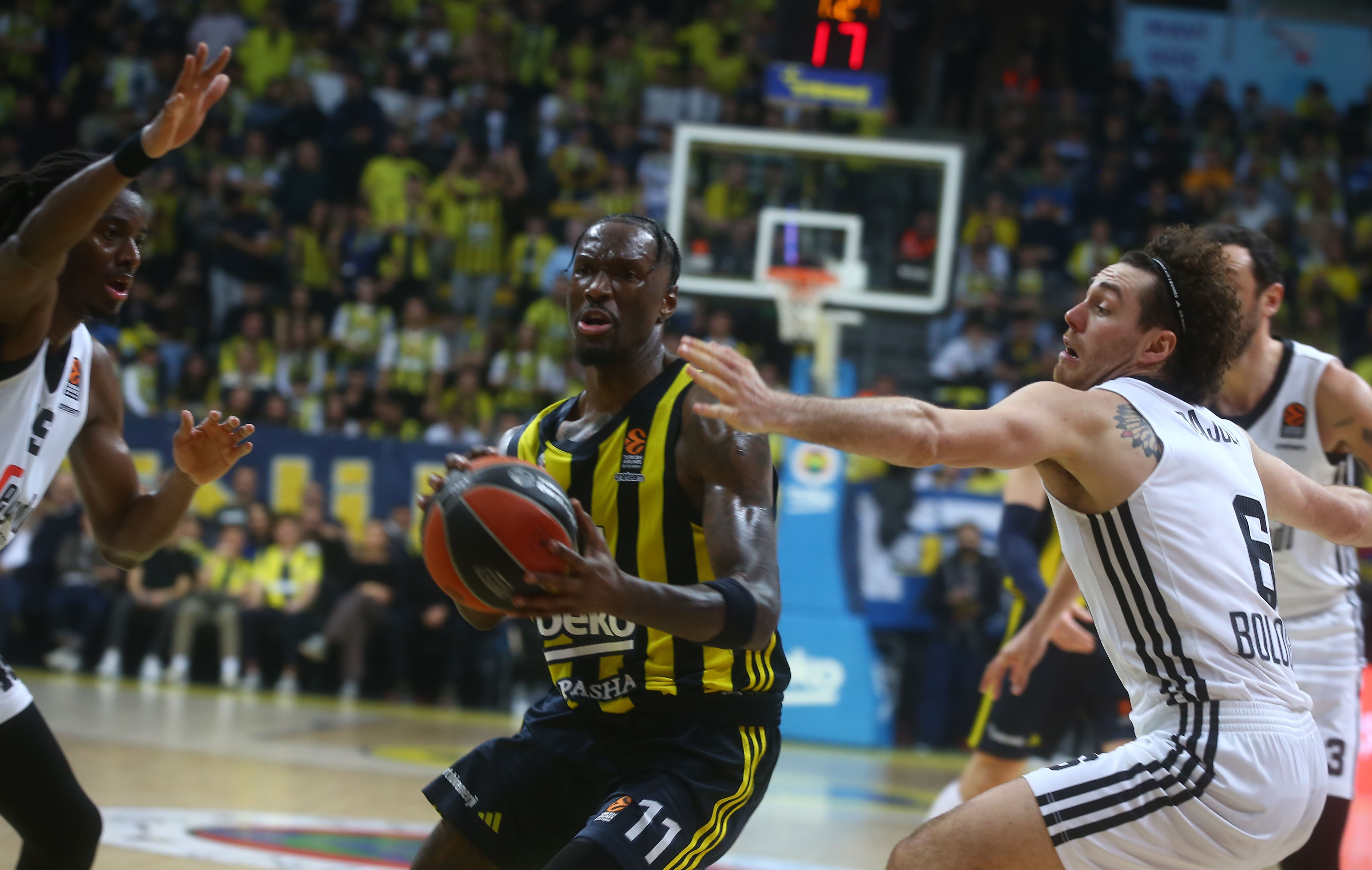 fenerbahcebeko-bologna