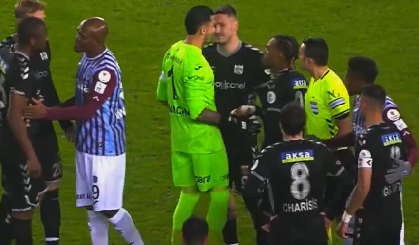 Trabzonspor Sivasspor Penaltı Uğurcan Çakır-1