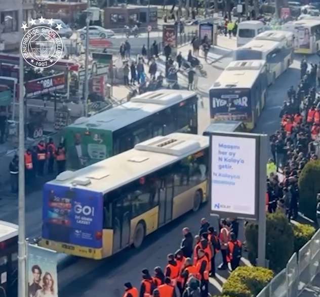 Fenerbahce taraftarı RAMS Park'a dogru yola cıktı