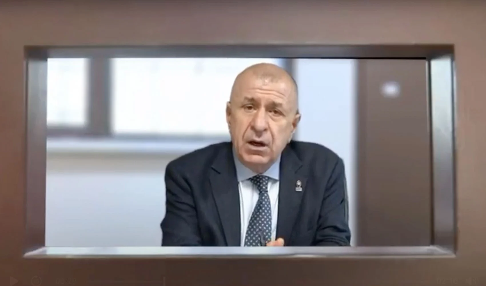Kapak Umit Ozdag Yapay Zeka Ile Hazirlanan Video Ile Silivriden Seslendi Bu Hucrede 67 Gunden Bu Yana 624694