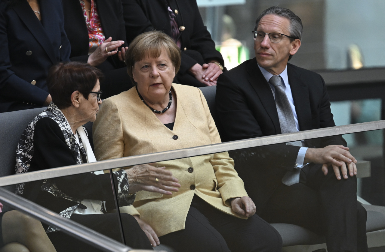 Angela Merkel Oylama