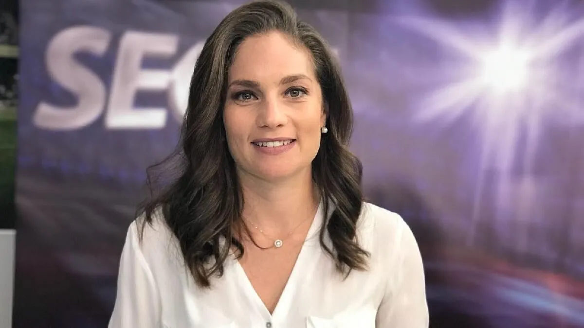 Çelik’in bu sözleri sosyal medyada dikkat çekerken, Mengü cephesinden gelen tepki ise gecikmedi. Mengü “Yalan ve iftiralarınızda boğulun. Artık saygı ve edep sınırları iyice aşıldı. Bir kere babam vefat etmeden 1 ay önce Ankara'da bile değil Ayvalık'taydı.