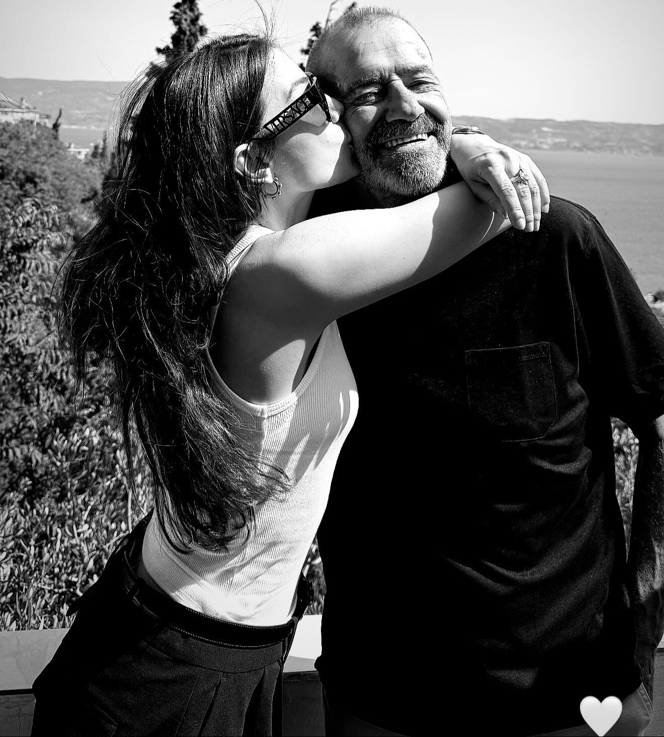 Babamla Yillarca Gorusmedik Itirafi Olay Olmustu Demet Ozdemir Bayramda Baba Ocaginda 17492857218893 2