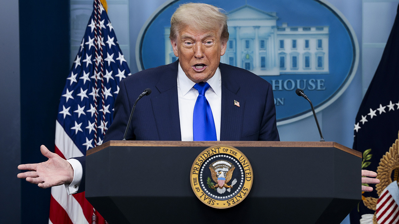 Donald Trump Iha 2-1