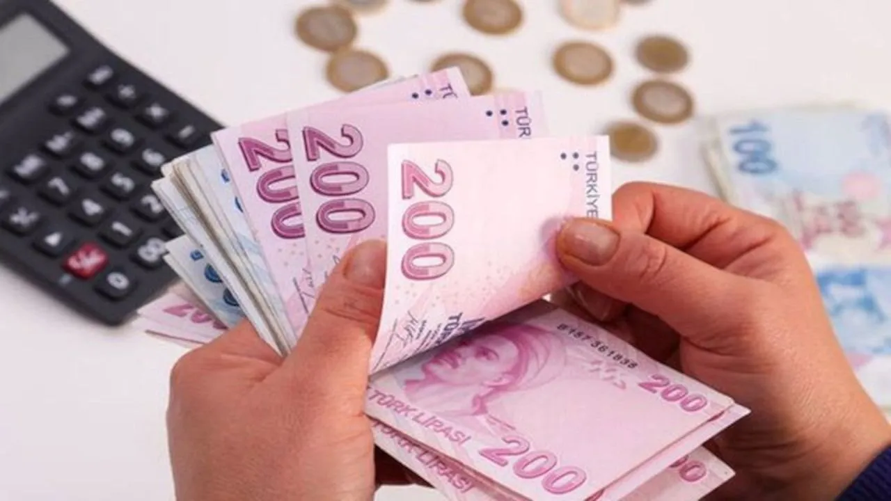 Sözleşmeye imza attıysan geçmiş olsun: Emekli maaşına el koyulabilir!