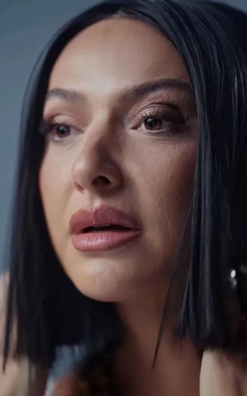 Hadise 111 Dksq