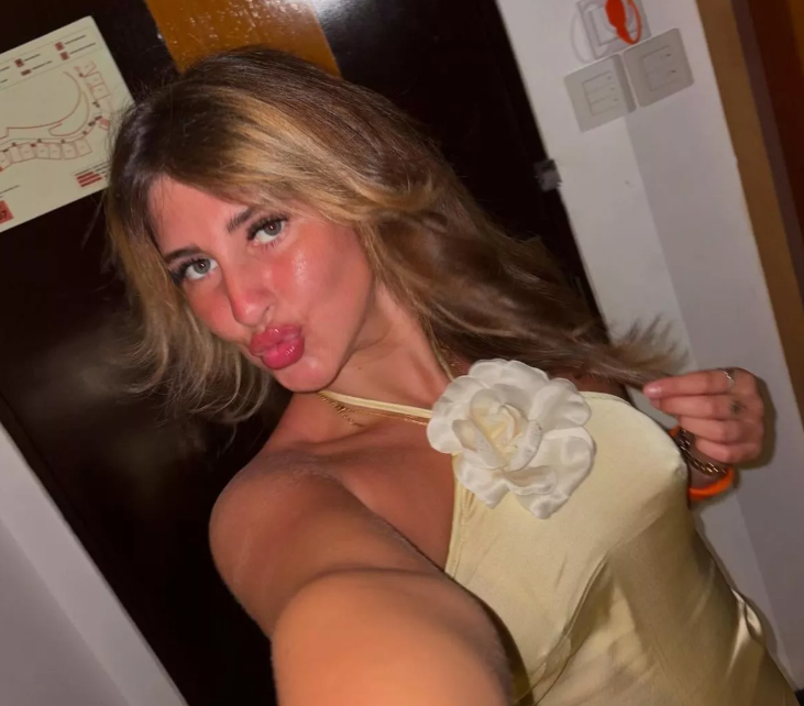 Bella10