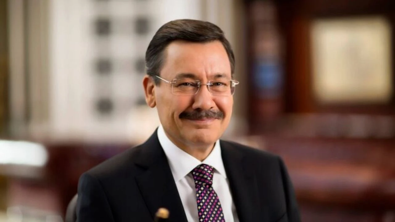 Melih Gokcek 1-1