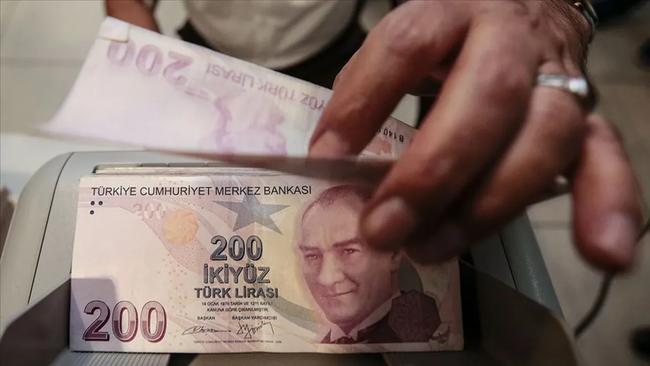 Yarim Maas Eksik Hak Isa Karakastan Isci Ve Memura Kritik Uyari Uyari 3236230 202507230947 6