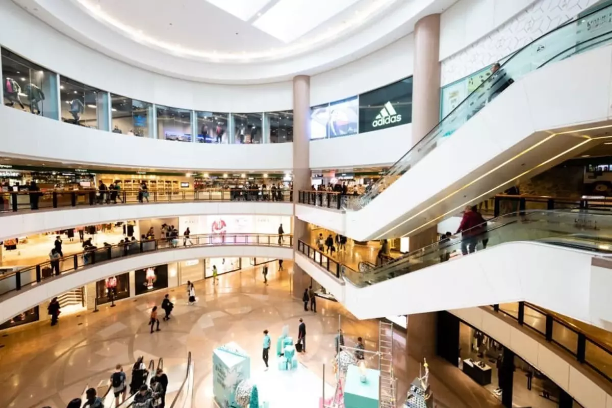 Turkiye Nin Ilk Luks Avm Si Kapatildi 18988263 2398 Amp