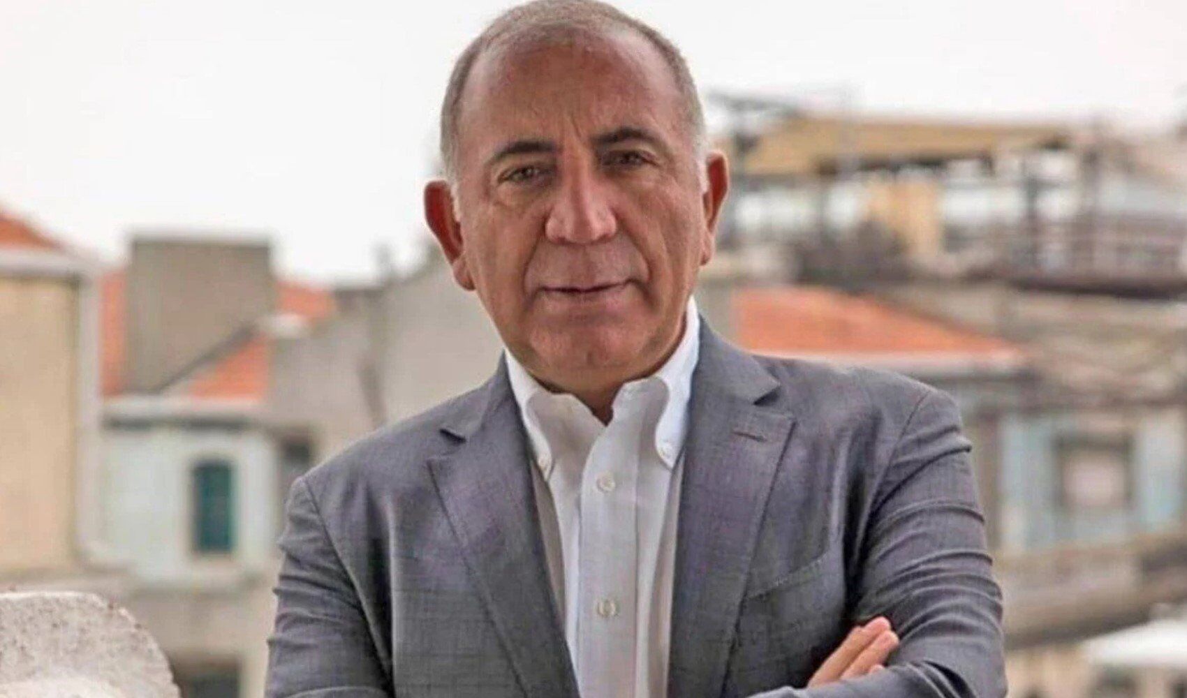 Kapak Gursel Tekinden Gozdagi Bircok Arkadasimi Uzerim 560083