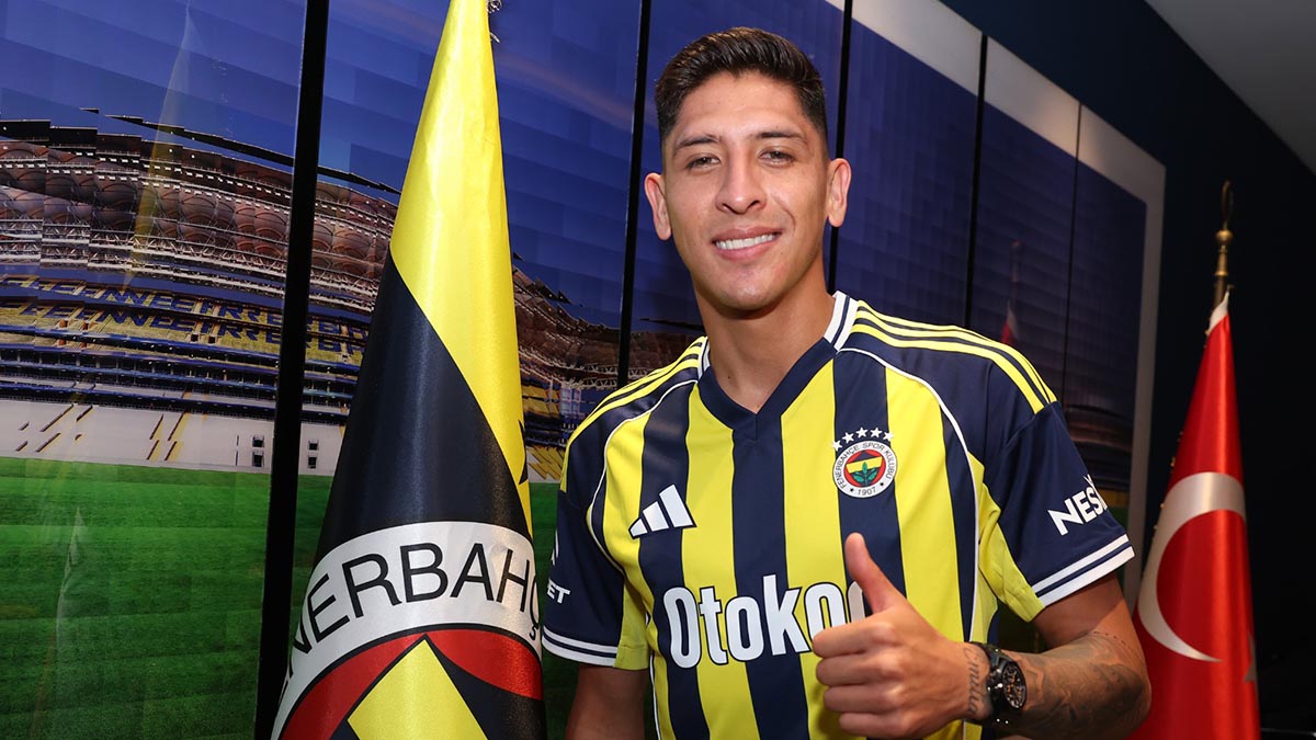 Maç sonunda stattan ayrılırken basın mensuplarına konuşan 27 yaşındaki Edson Alvarez, kısa ama rahatlatıcı bir açıklama yaptı: