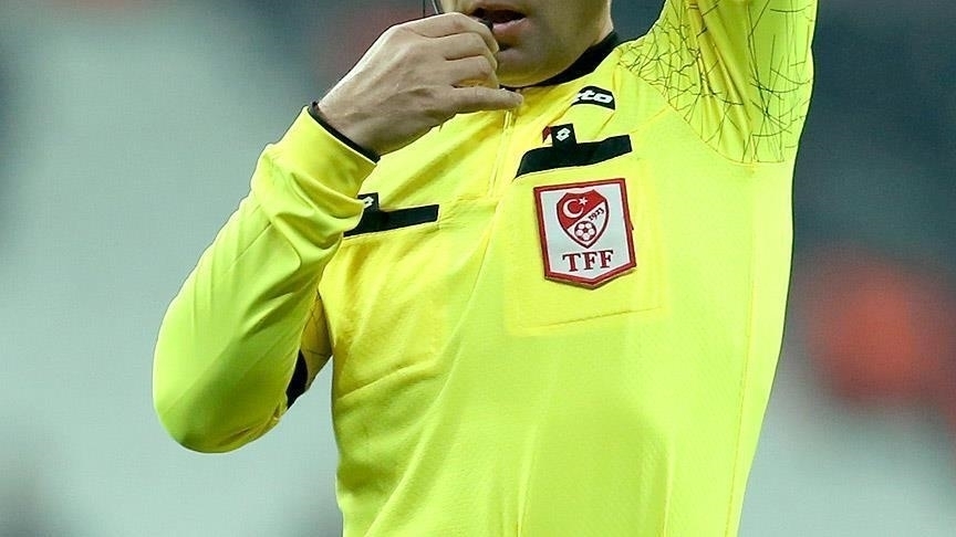 Süper Lig’in dört büyük takımı, resmi internet sitelerinden yaptıkları açıklamalarla hem bahis iddialarına hem de hakem sisteminin güvenilirliğine dair dikkat çeken mesajlar verdi.