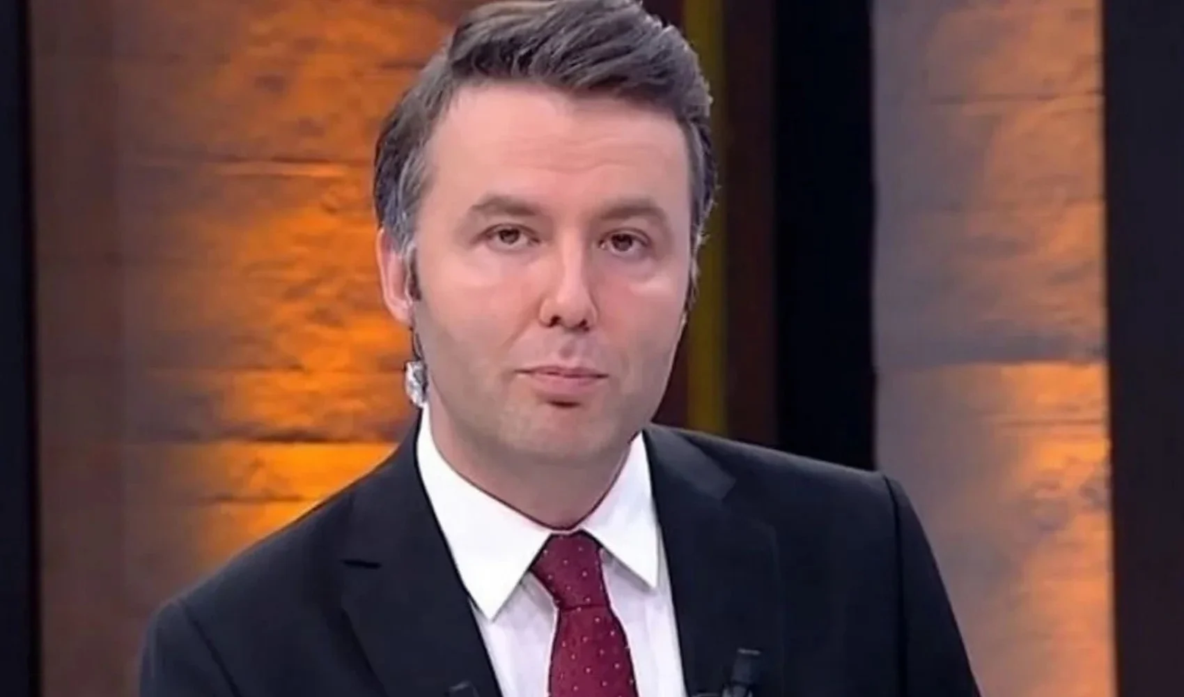 Kapak Mehmet Akif Ersoy Ile Birlikte Gozaltina Alinan Isimler Belli Oldu 376481