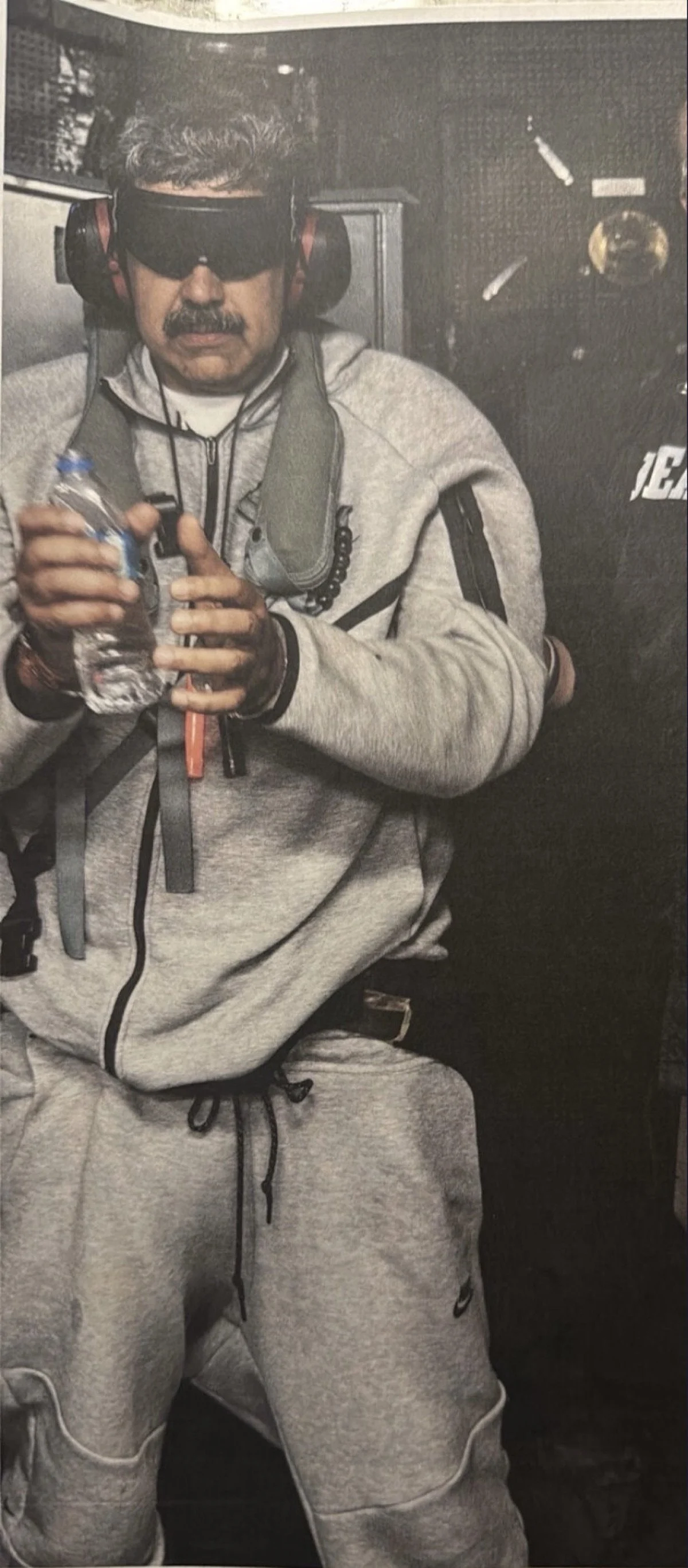 695A1F0Cb47D0554 W1200Xh2733