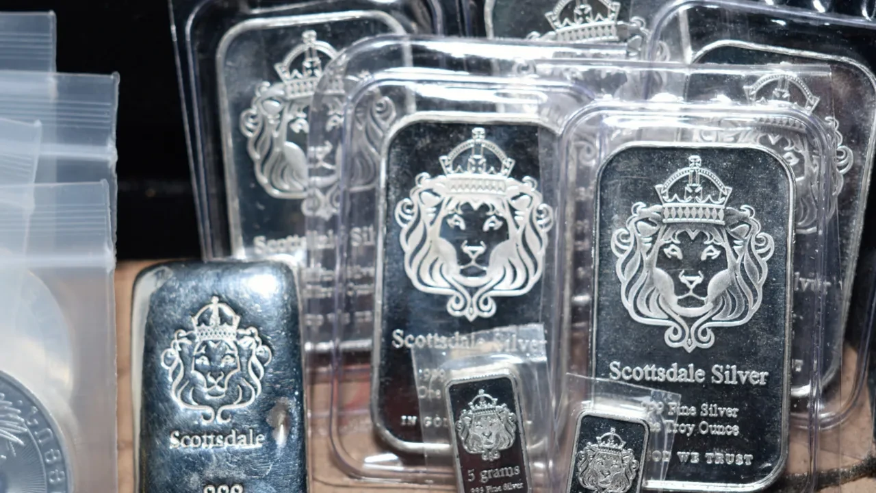 Evinde Gumus Esyasi Olan Zengin Oldu Gumus Rekor Kirdi Eritme Yarisi Basladi 3278110 Photogallery 8