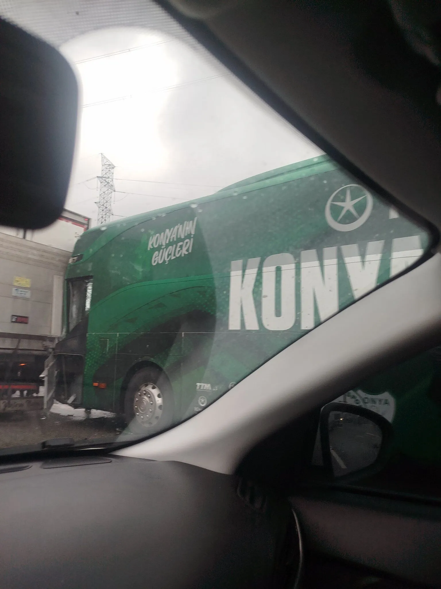 G 6 Q Hdh W M A Ao6Ys