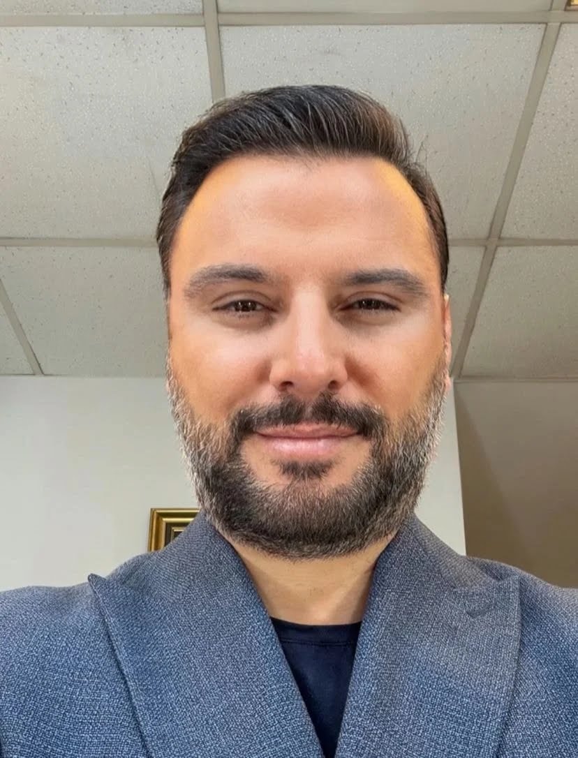 G I F45O Xg A A8 Uyz