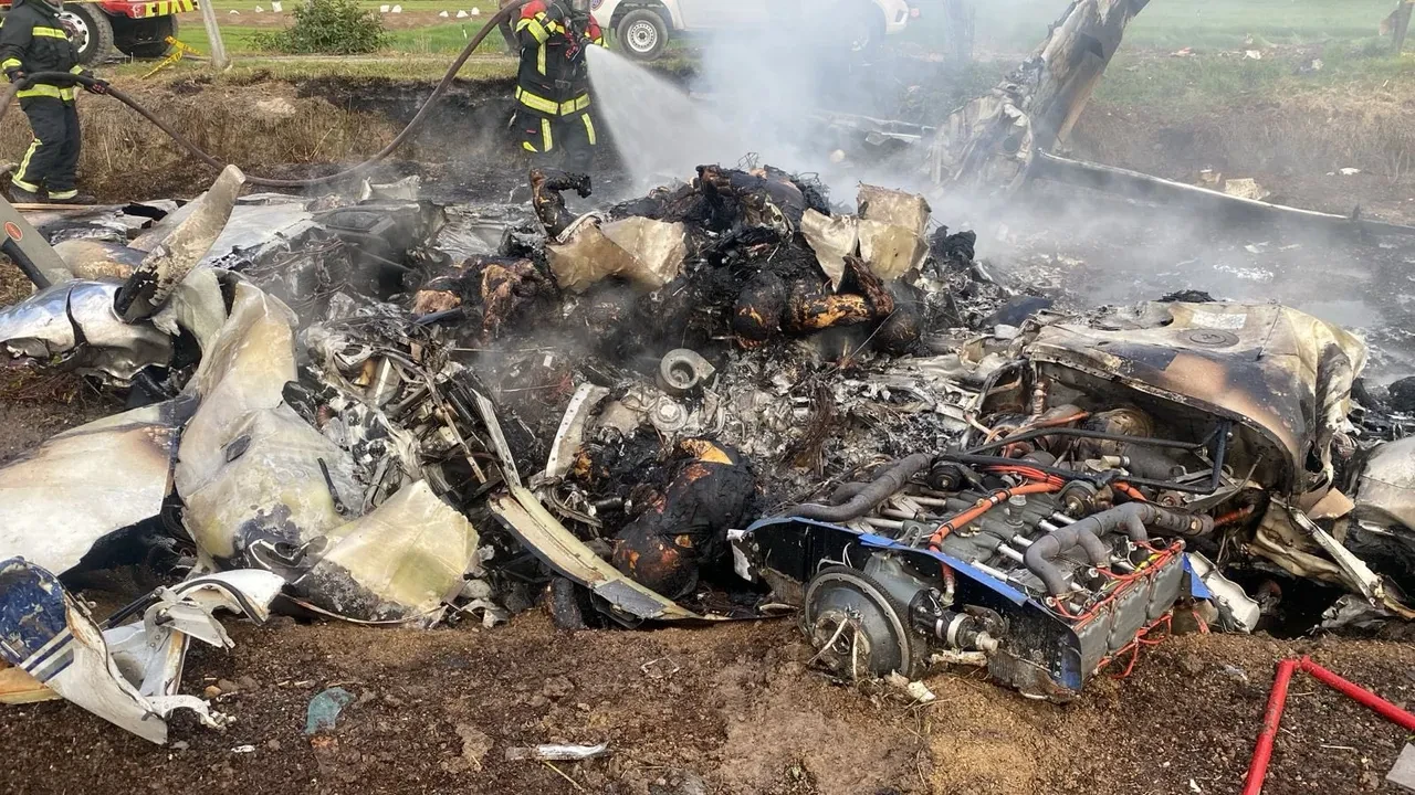 Kolombiyada Ucak Kazasi Unlu Sarkici Yeison Jimenez Ile Birlikte 6 Kisi Can Verdi 3275781 202601110701 1