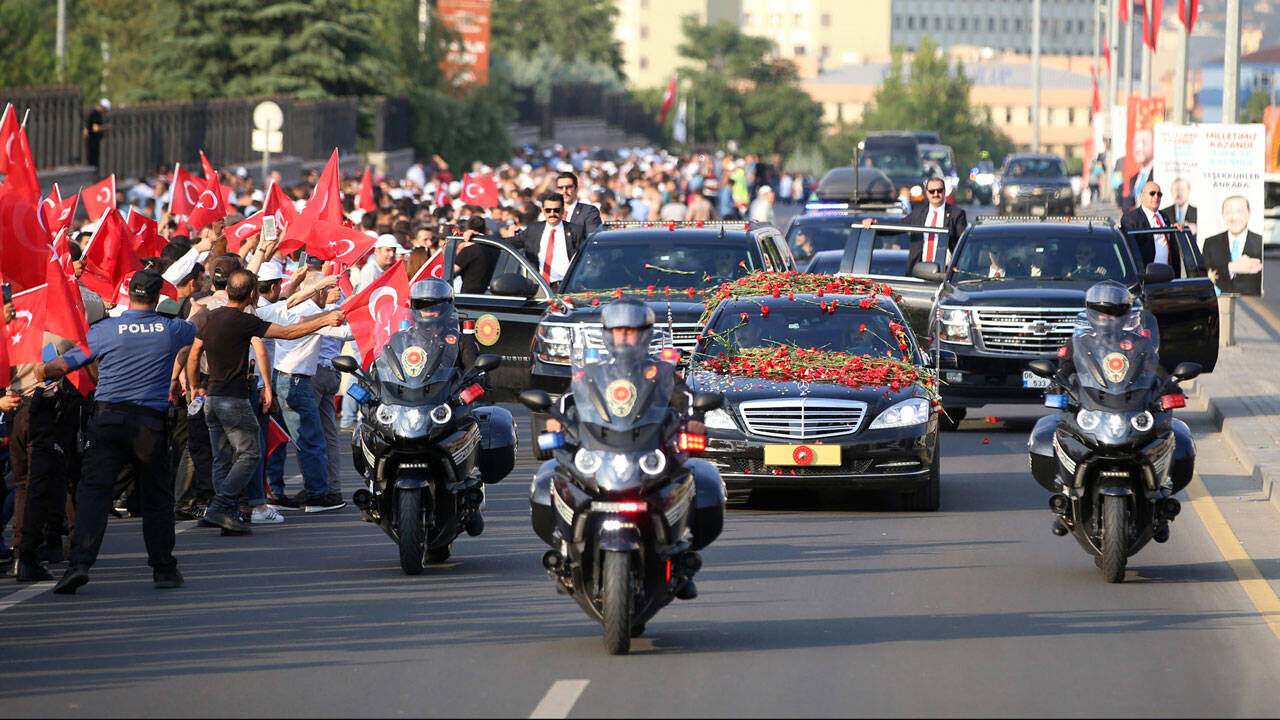 Erdogan In Korumalari Icin Bir Ayda 451 Milyon Tl Harcandi