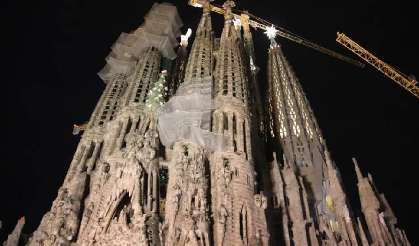 144 yıldır inşa ediliyor: Dünyanın En Yüksek Kilisesi'nde sona az kaldı