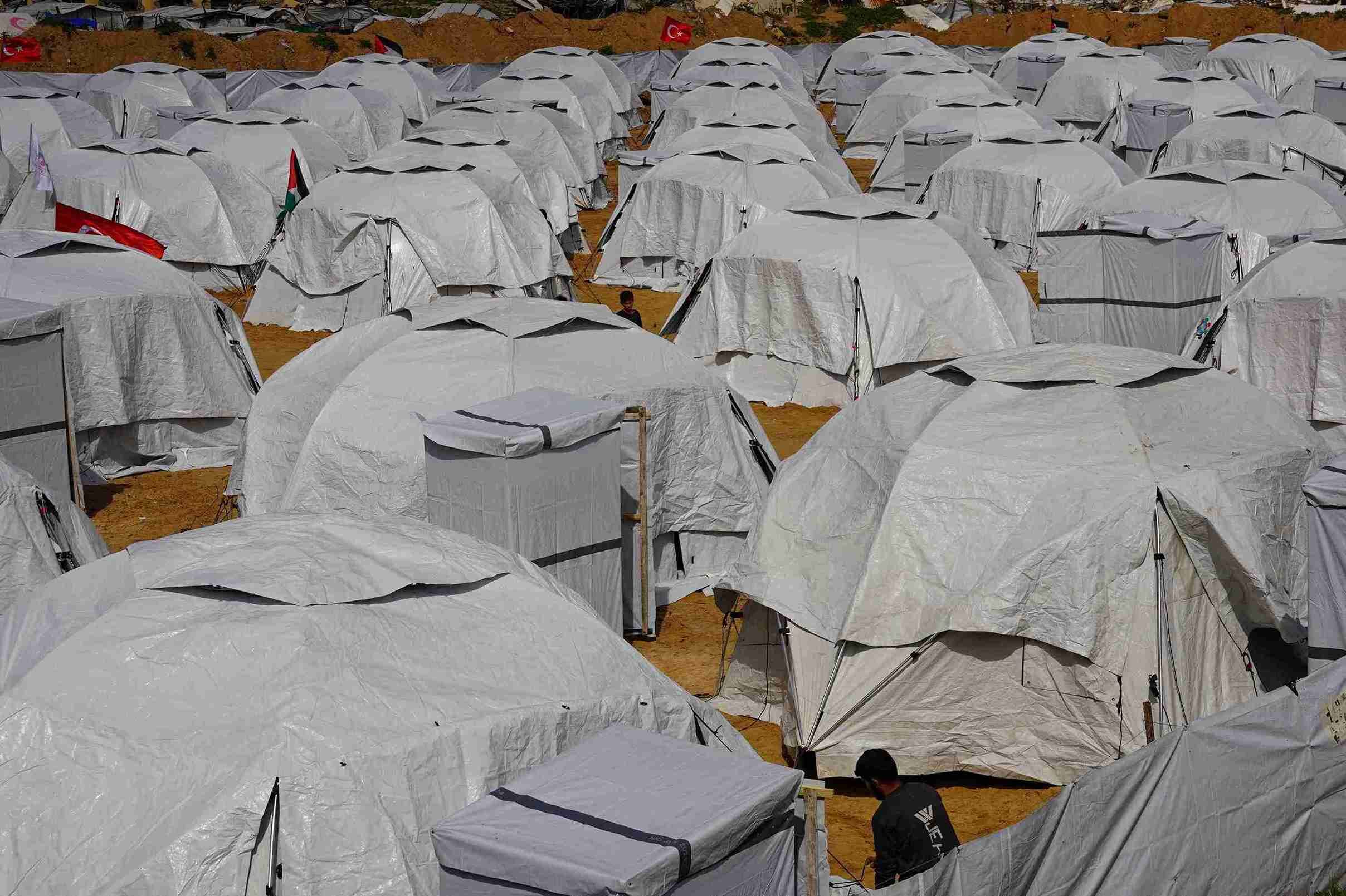 Yildiz Tilbeden Gazzeye Ikinci Cadir Kenti 1