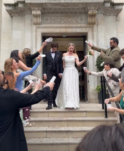 3874124 C3Cdc100Faf36B3272743E597D543315 640X640